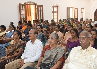 An elegant felicitation ceremony organised by Management and Students for the retired staffs