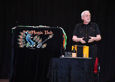 A captivating magic show - "Illusion and Reality"